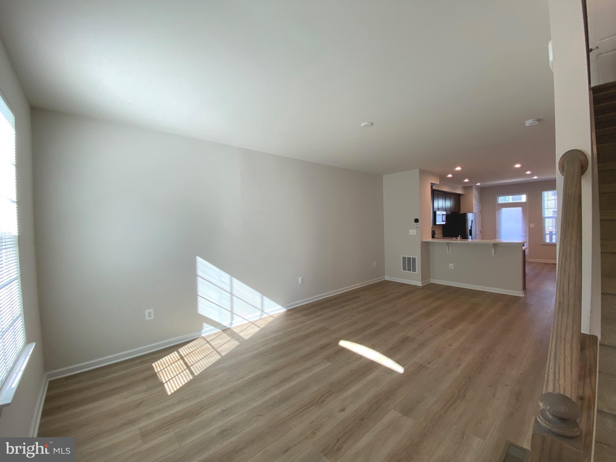 FREDERICKSBURG - Residential