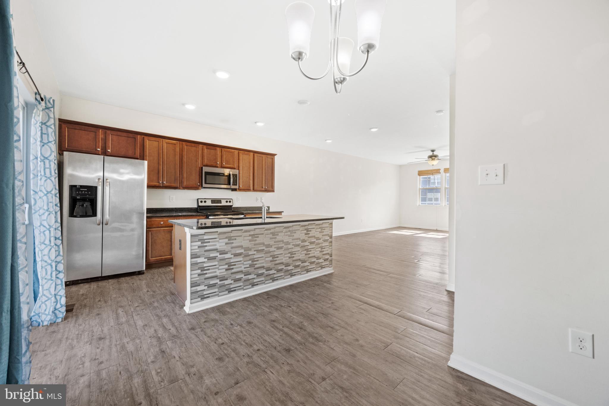 BERKELEY RIDGE - Residential