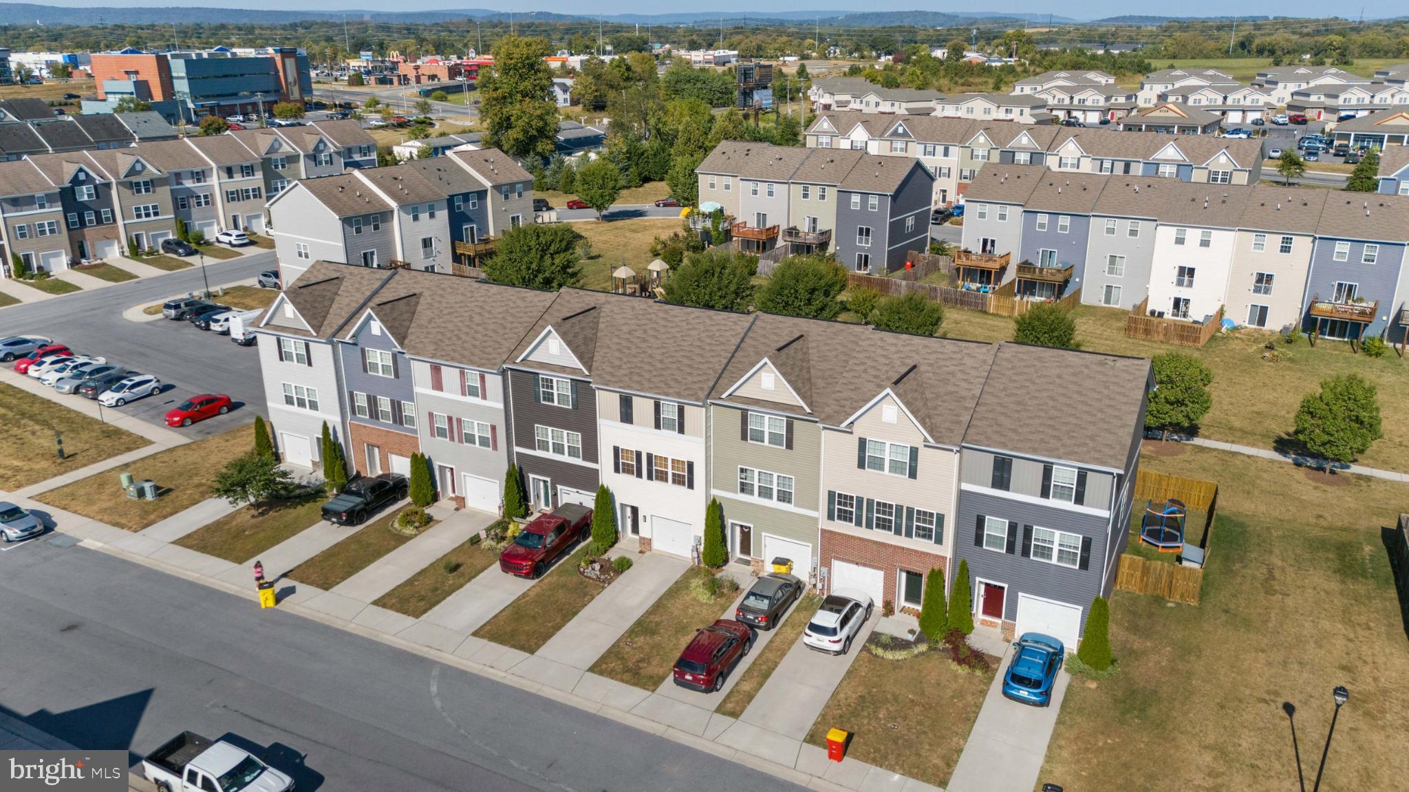 BERKELEY RIDGE - Residential