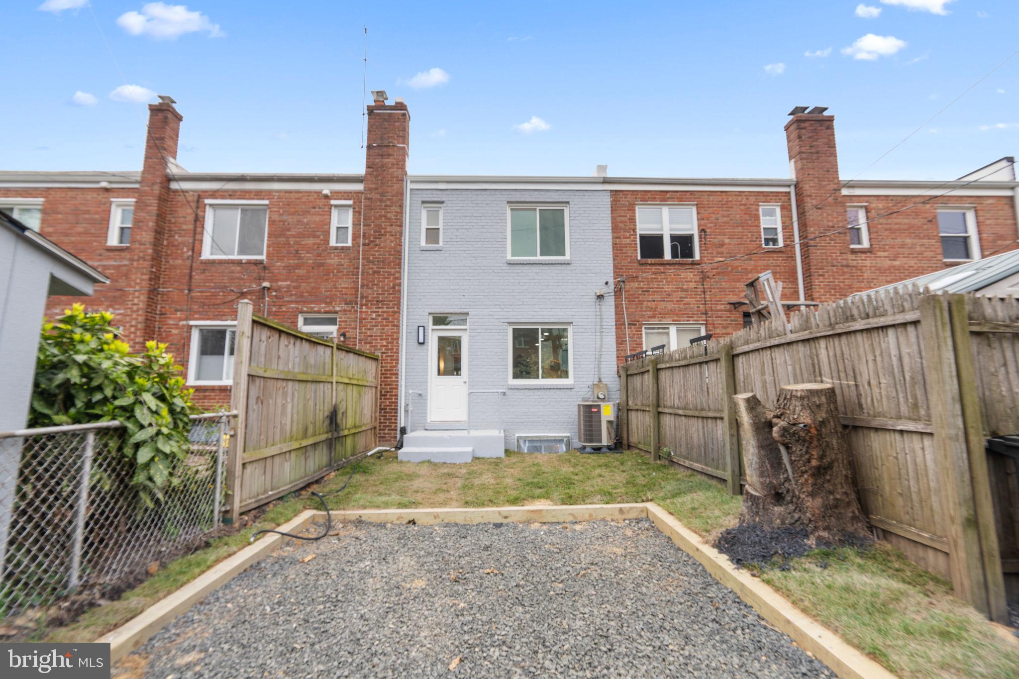 LYNHAVEN - Residential