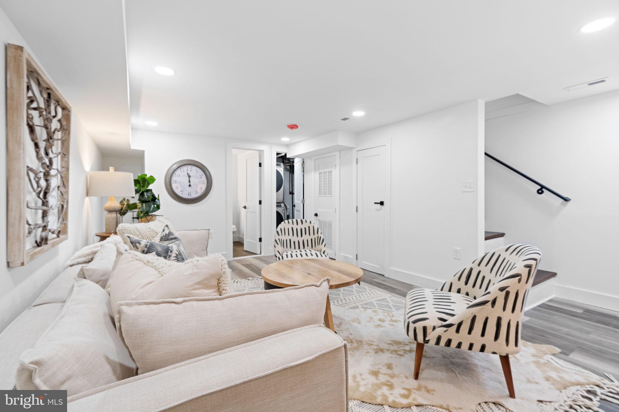 LYNHAVEN - Residential