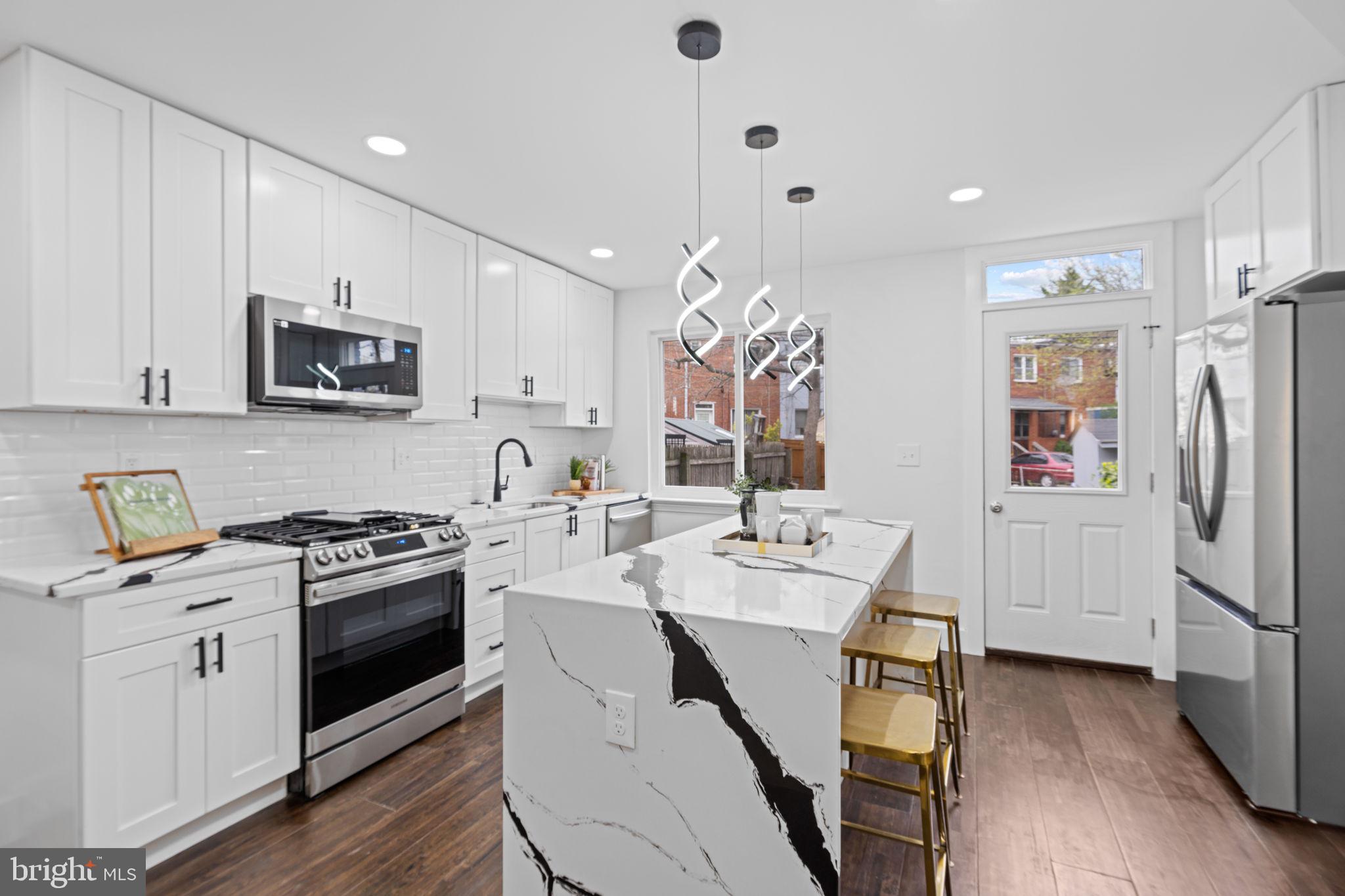 LYNHAVEN - Residential