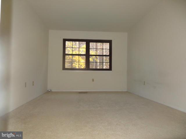 DREXEL WOODS - Residential Lease