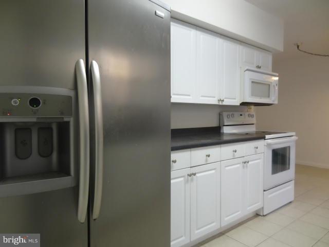 DREXEL WOODS - Residential Lease