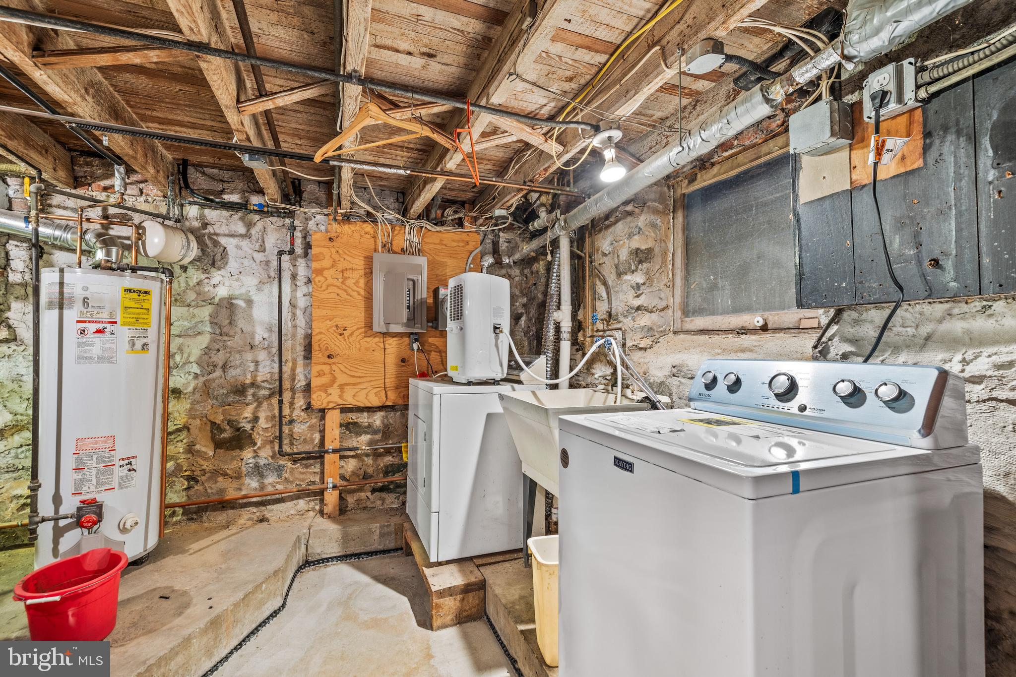 CHARLES VILLAGE - Residential