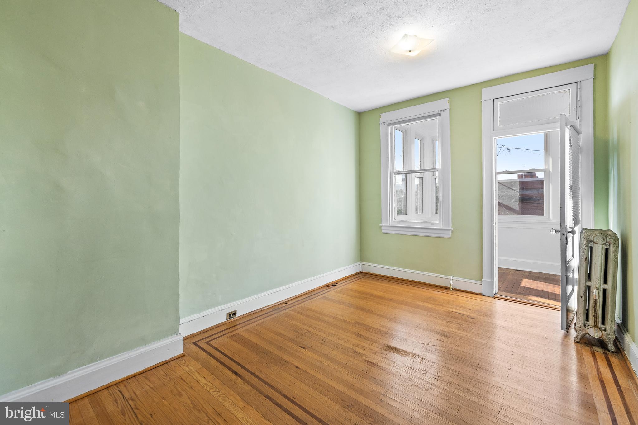 CHARLES VILLAGE - Residential