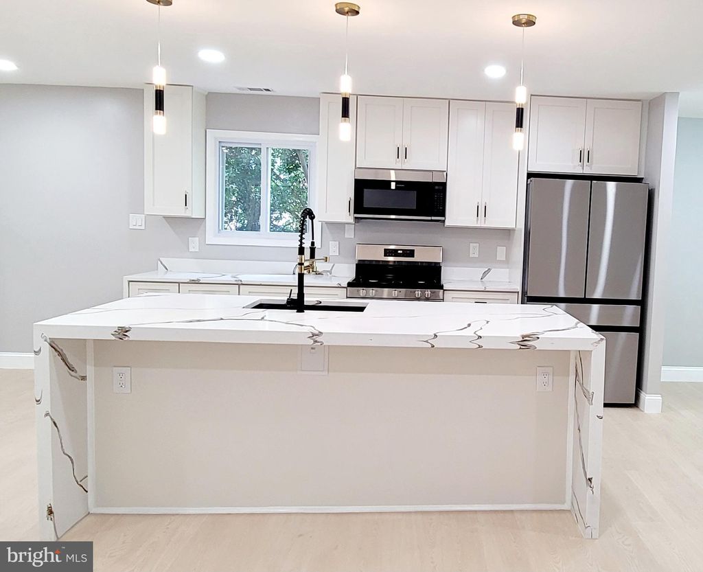 Photo of 12909 Cohasset Lane, WOODBRIDGE, VA 22192 (MLS # VAPW2105742)