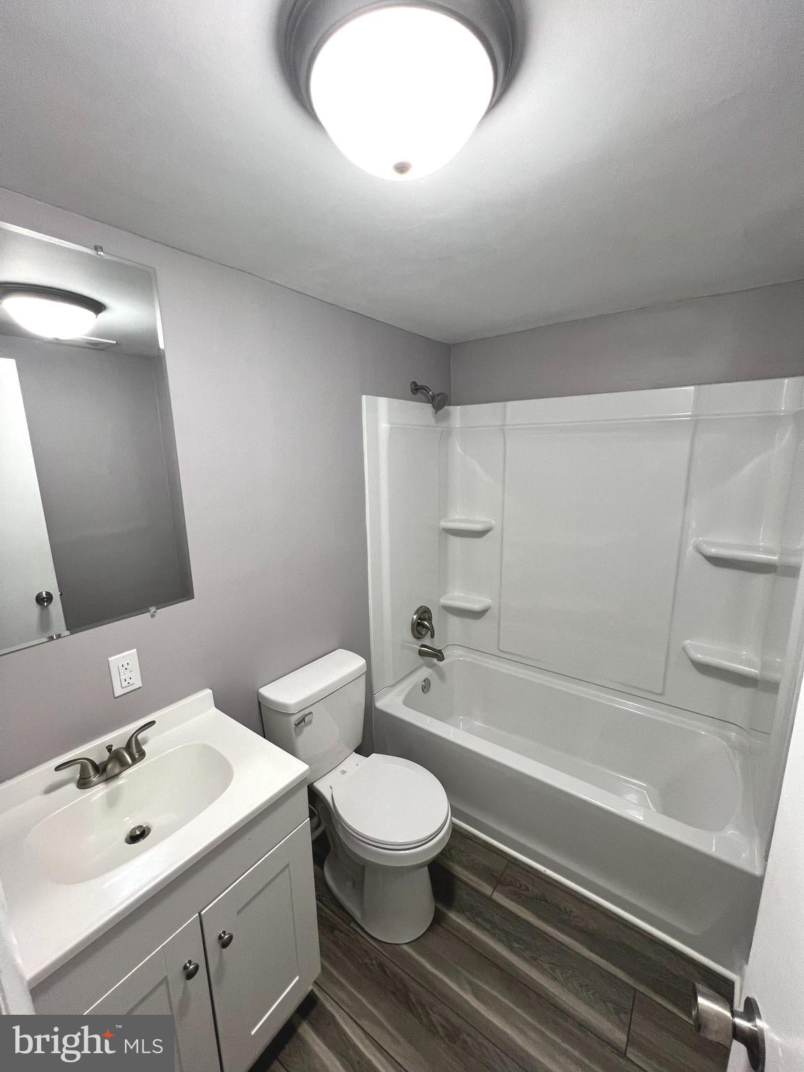 GLENWOOD FOREST - Residential