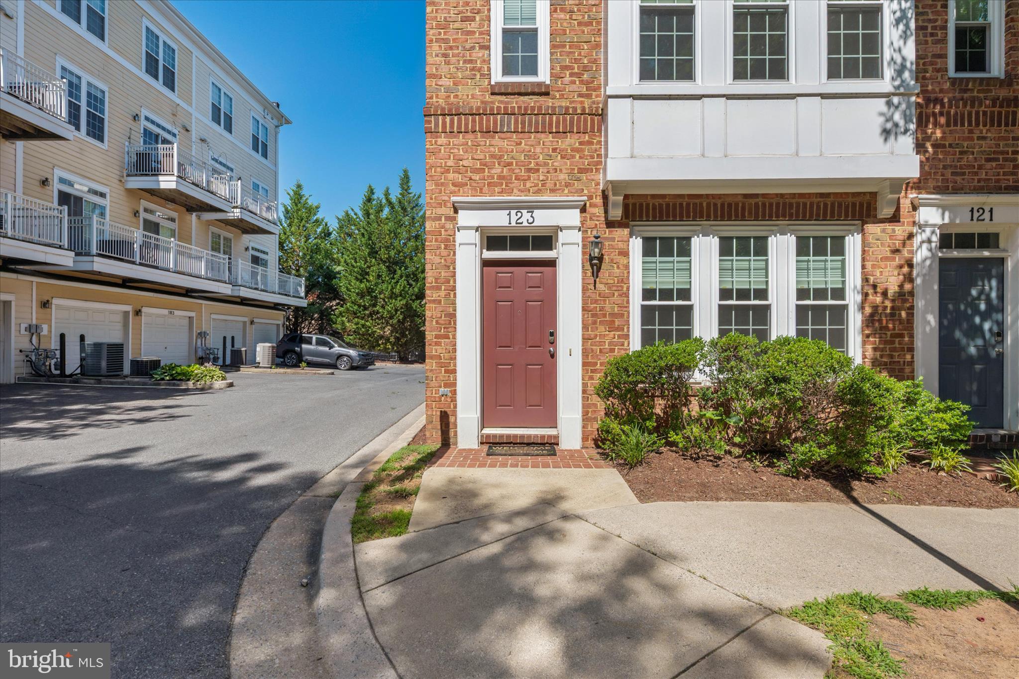 123 BUCKSFIELD ROAD 123