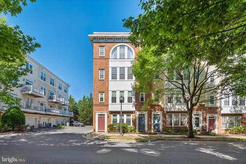 MLS: MDMC2238784