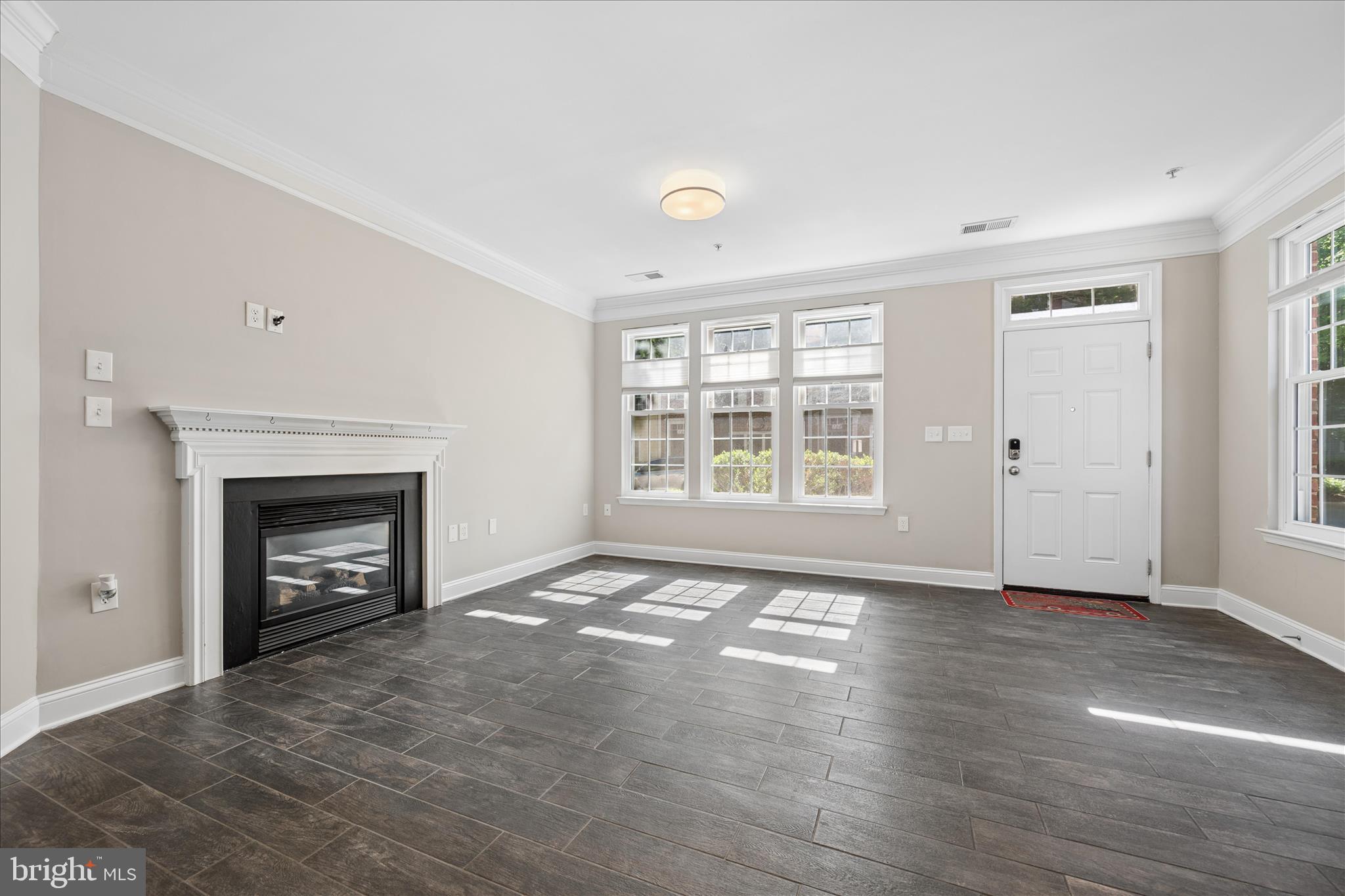 123 BUCKSFIELD ROAD 123