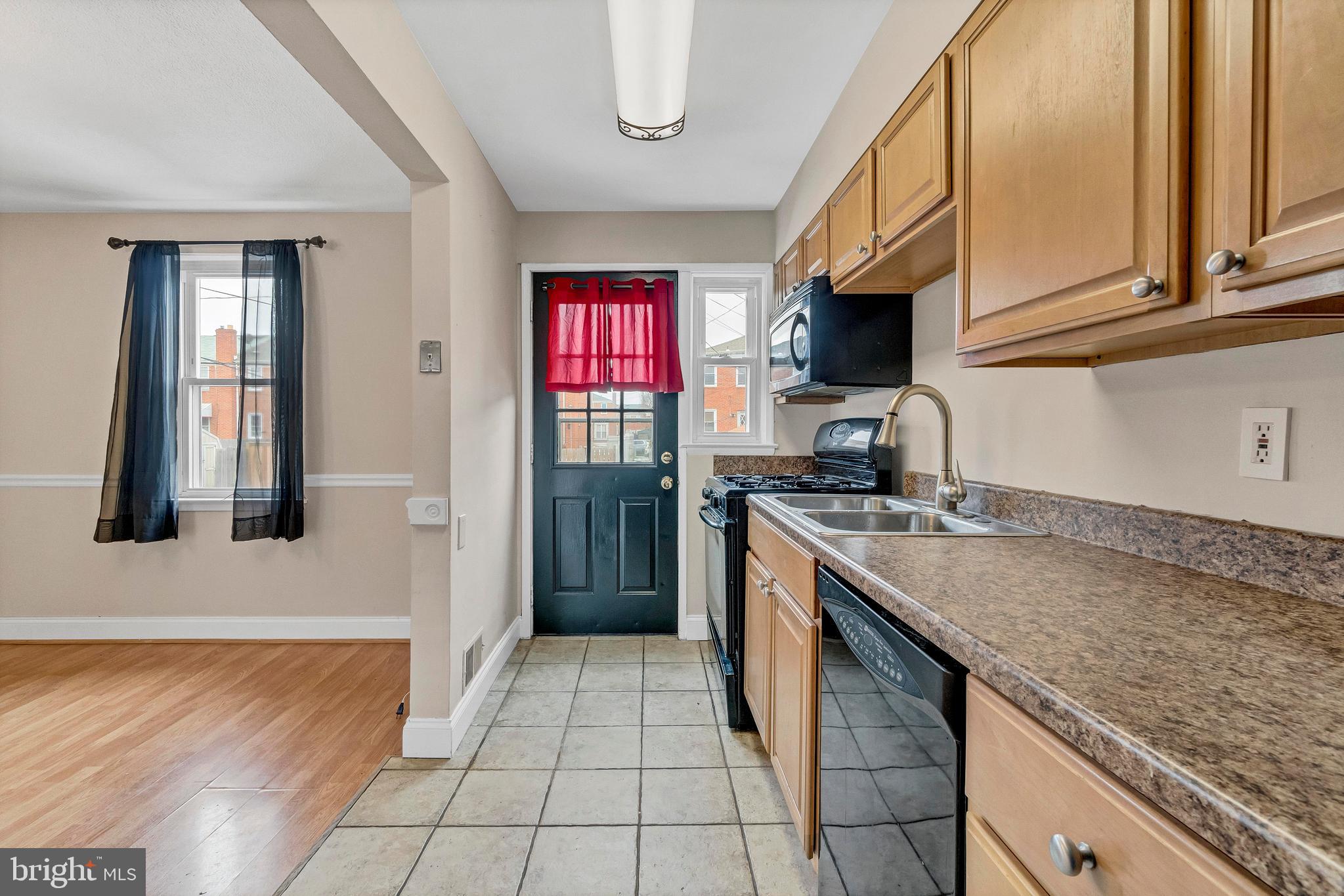 NORTH POINT VILLAGE - Residential