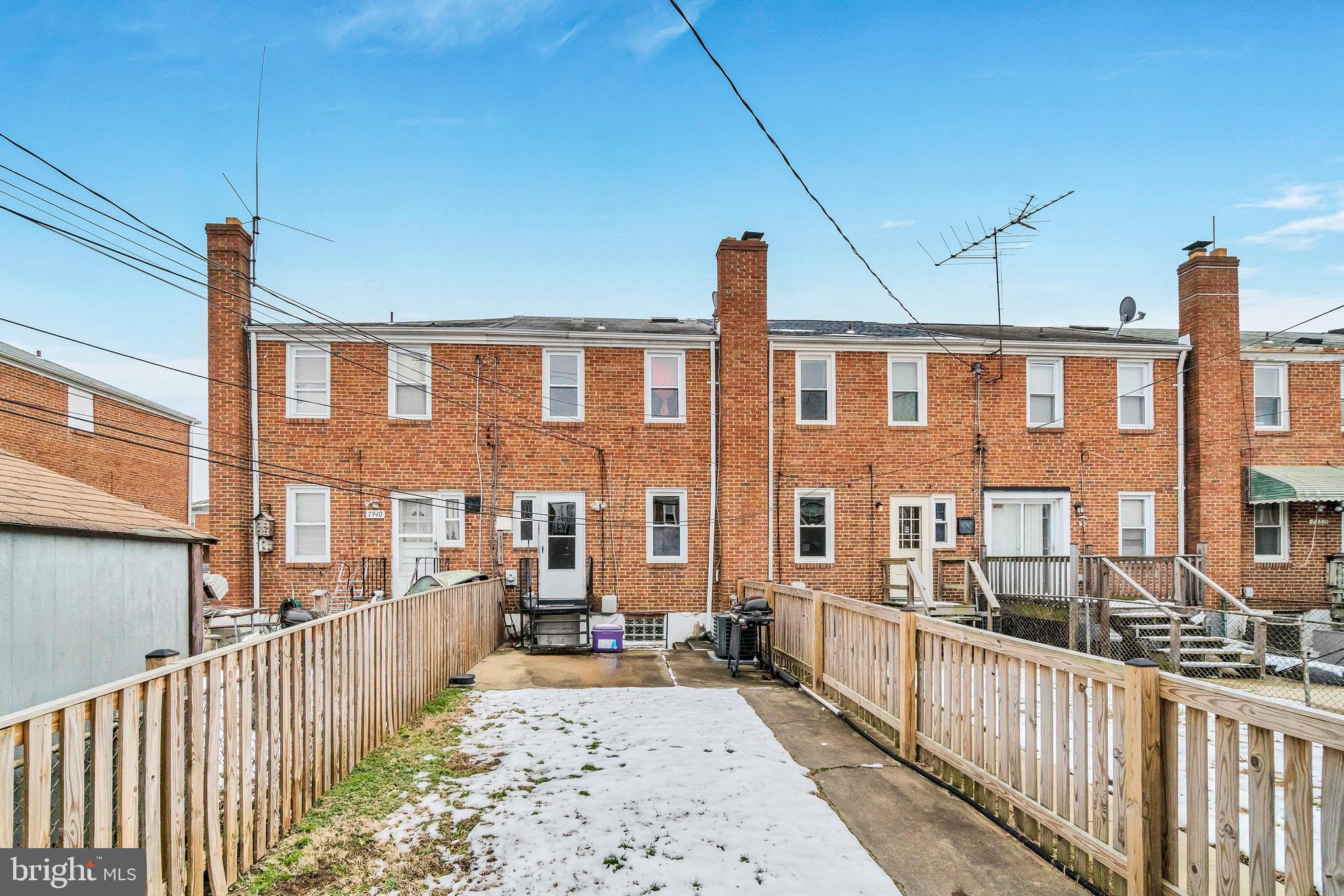 NORTH POINT VILLAGE - Residential