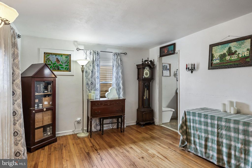 Photo of 710 Cooper Street, FLORENCE, NJ 08518 (MLS # NJBL2103772)