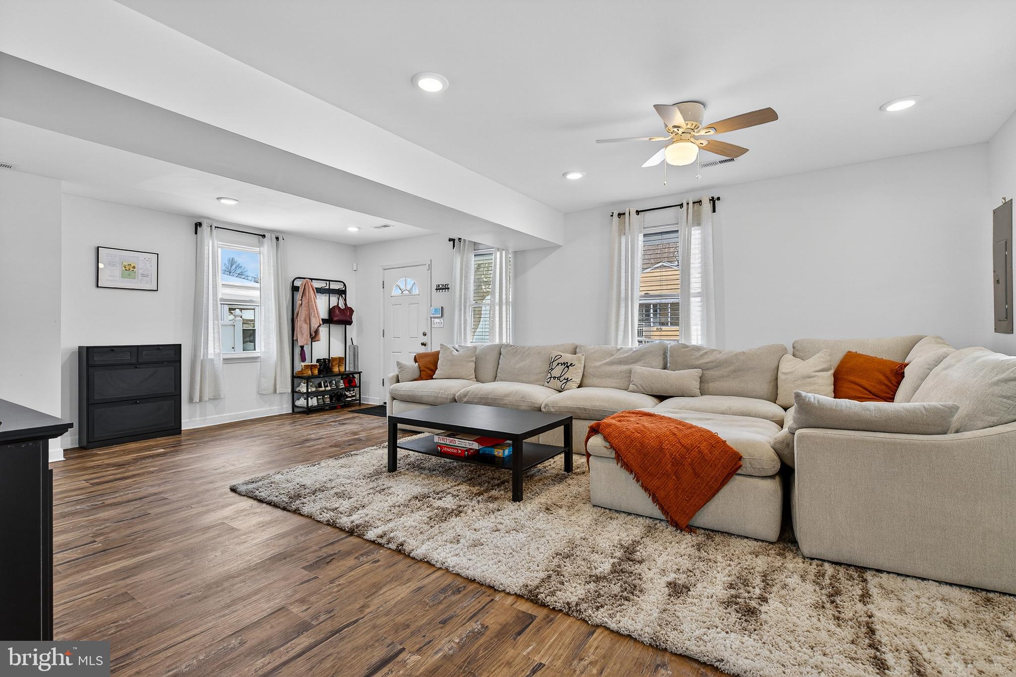 EDGEMERE/SPARROWS POINT - Residential