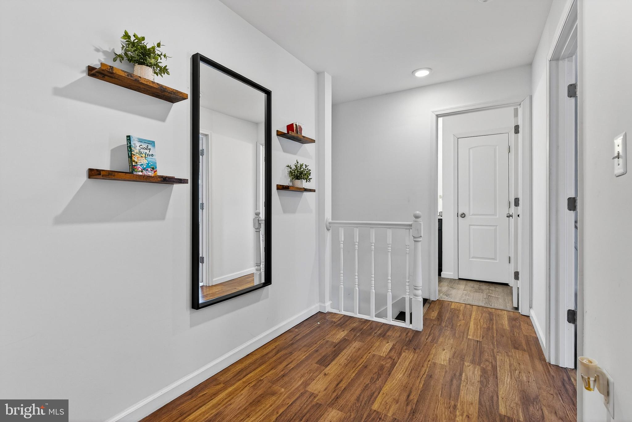 EDGEMERE/SPARROWS POINT - Residential