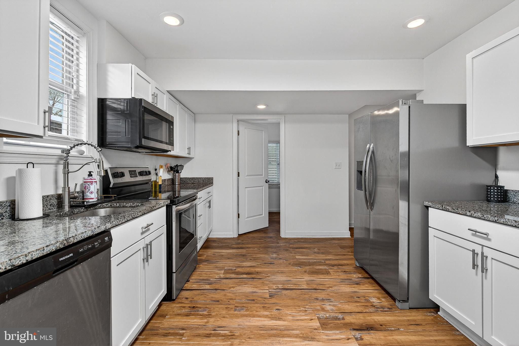 EDGEMERE/SPARROWS POINT - Residential