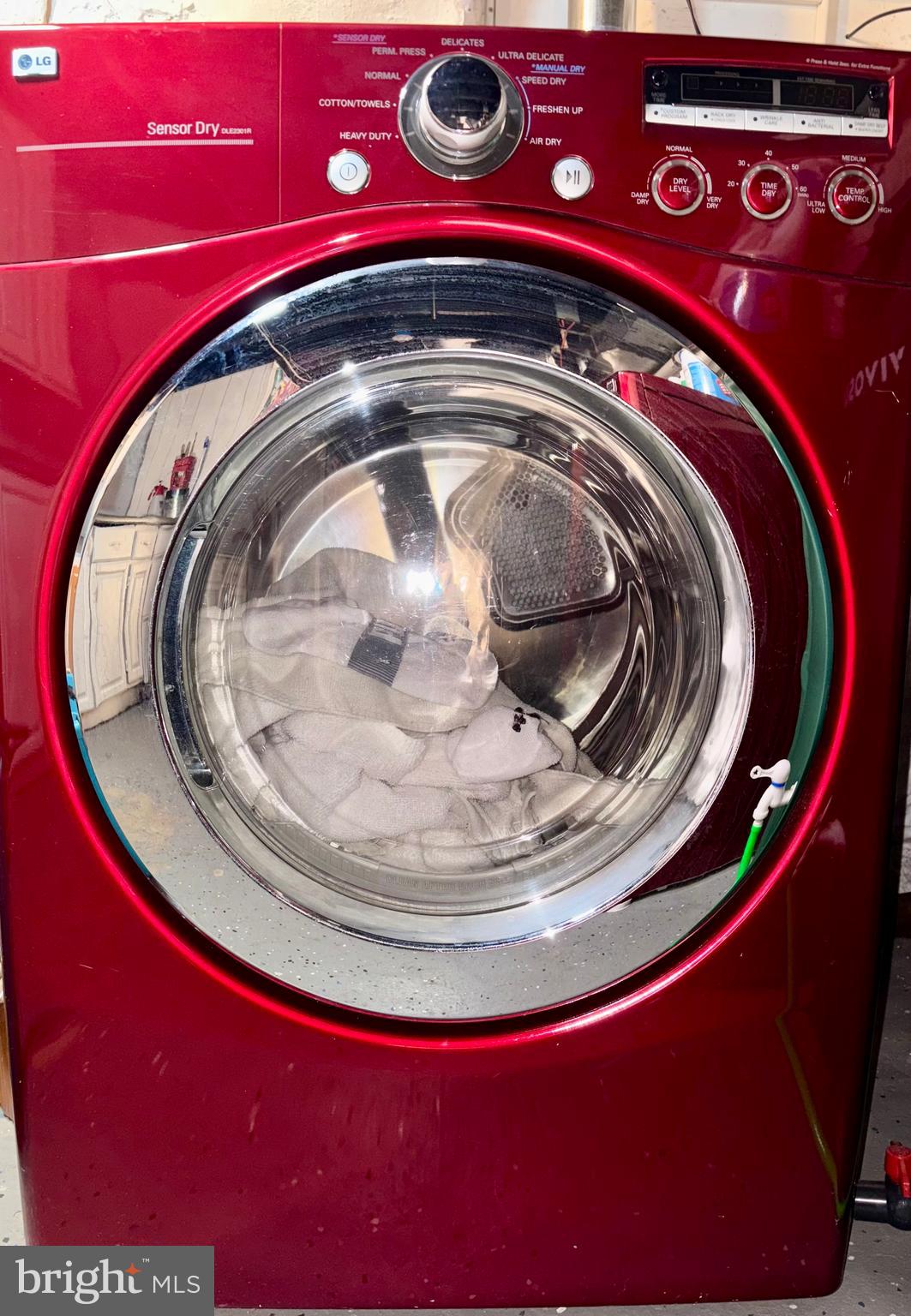 MILL HILL - Residential