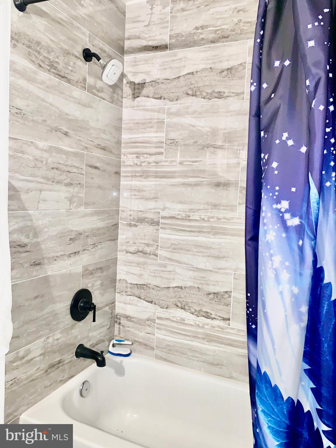 MILL HILL - Residential