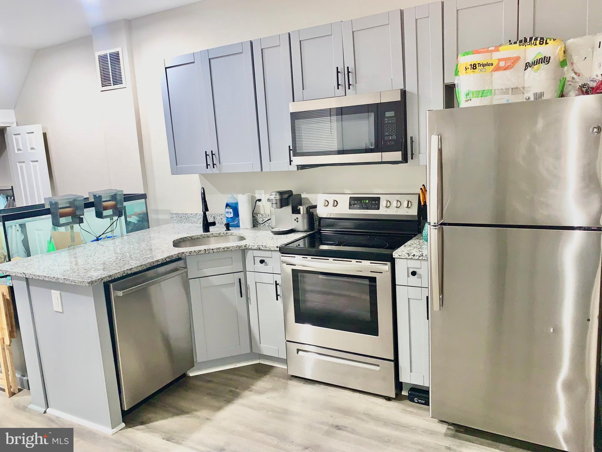 MILL HILL - Residential