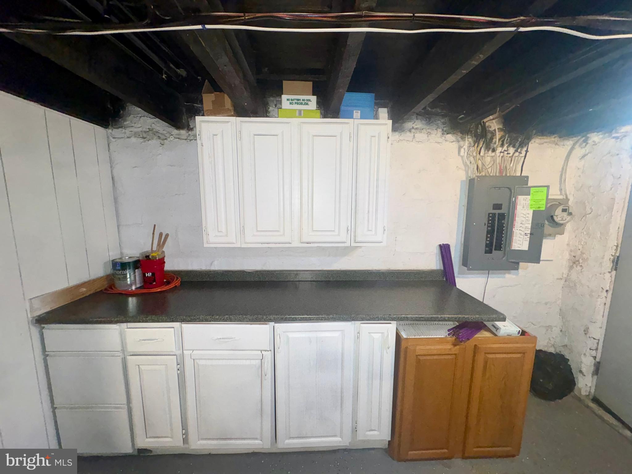 MILL HILL - Residential