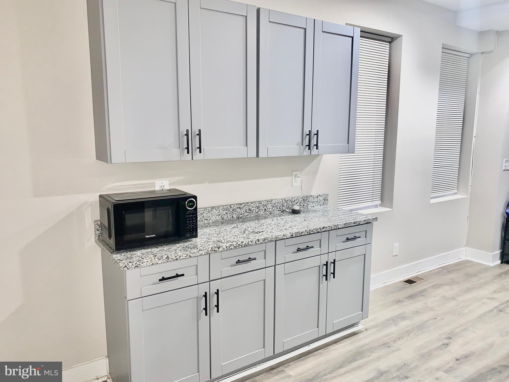 MILL HILL - Residential