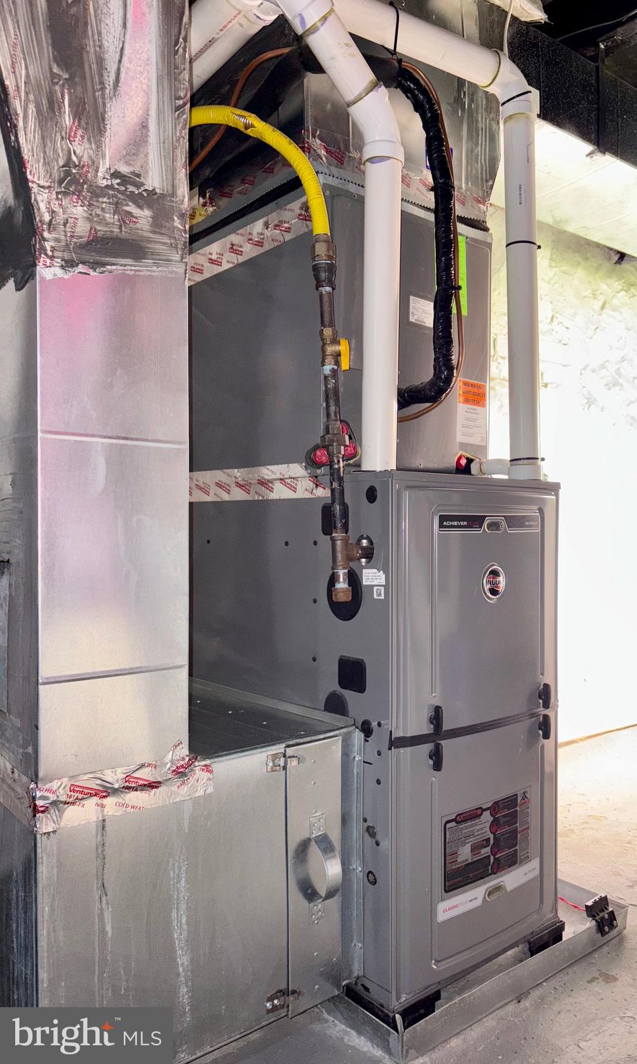 MILL HILL - Residential