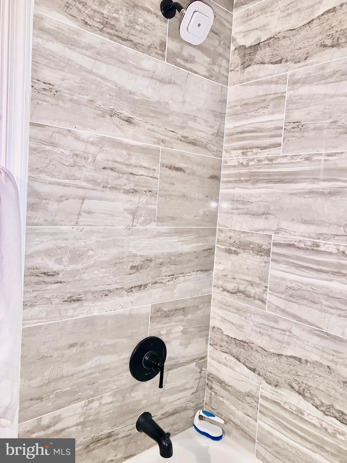 MILL HILL - Residential