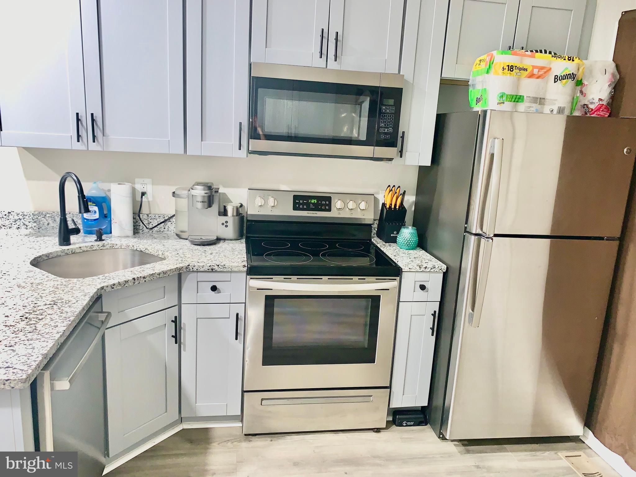 MILL HILL - Residential