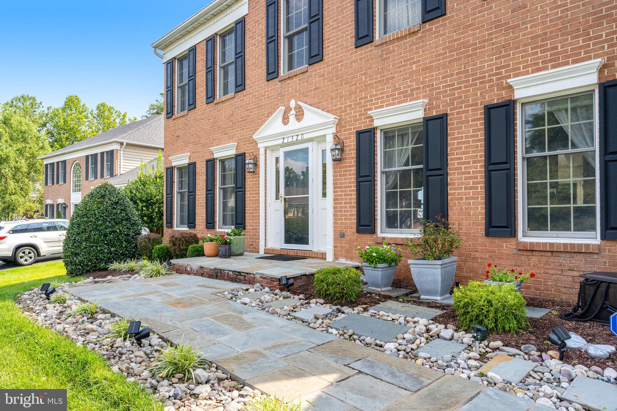 POTOMAC WOODS - Residential Lease