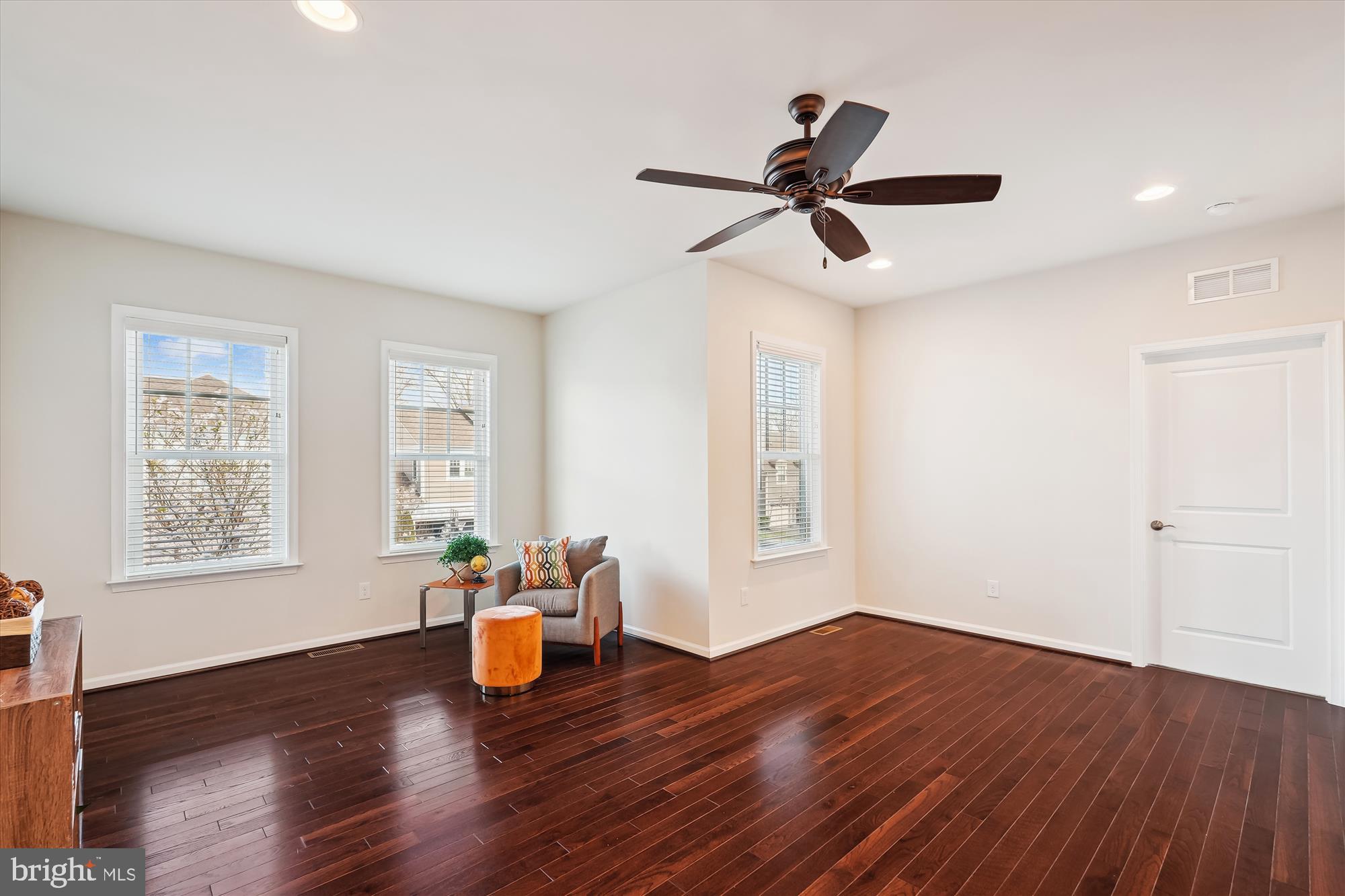 GROVE AT WILLOWSFORD - Residential