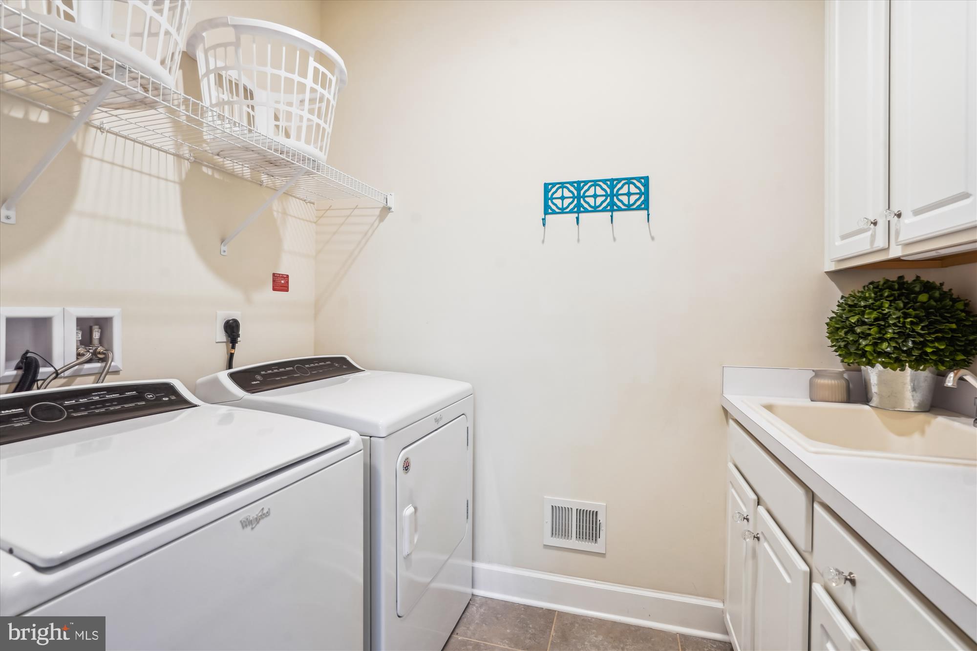 GROVE AT WILLOWSFORD - Residential