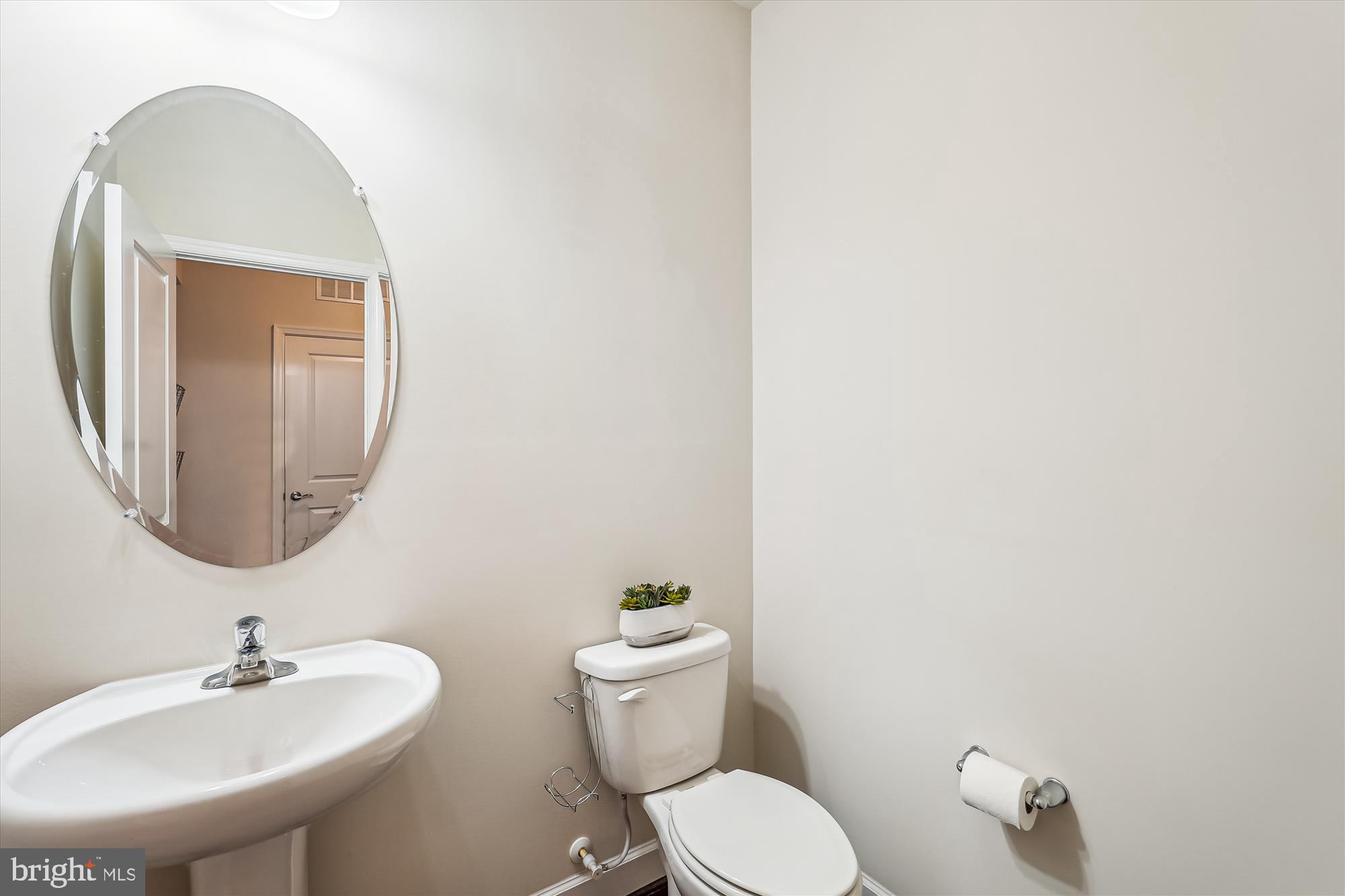 GROVE AT WILLOWSFORD - Residential