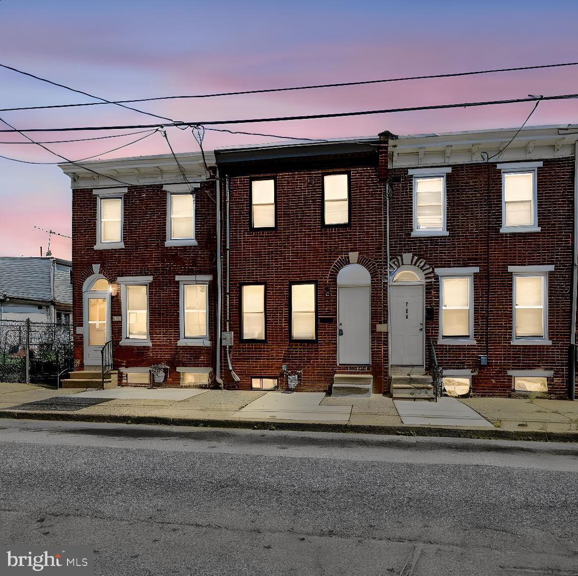703 E 9TH STREET