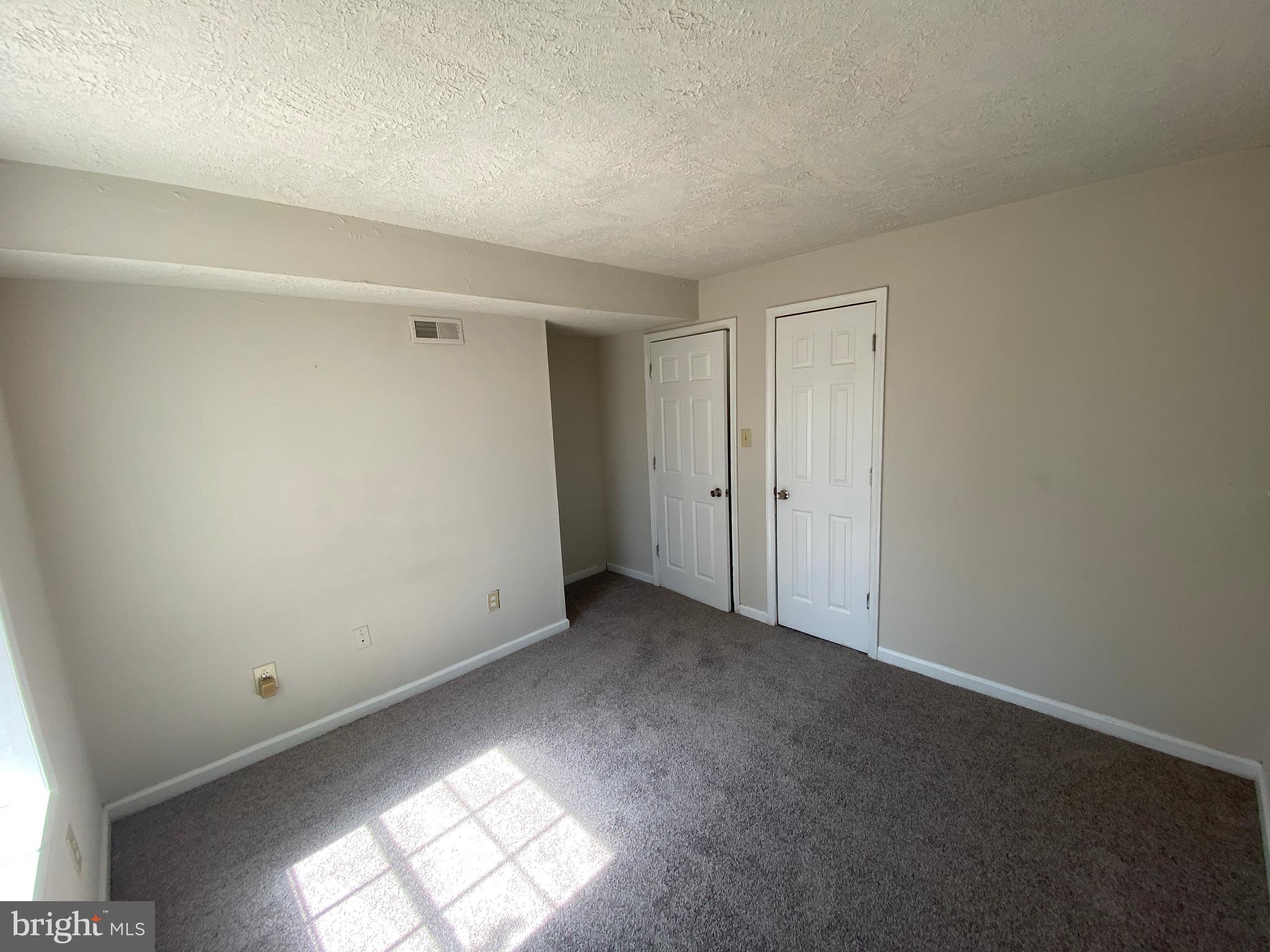 LAKE CAROLINE - Residential Lease