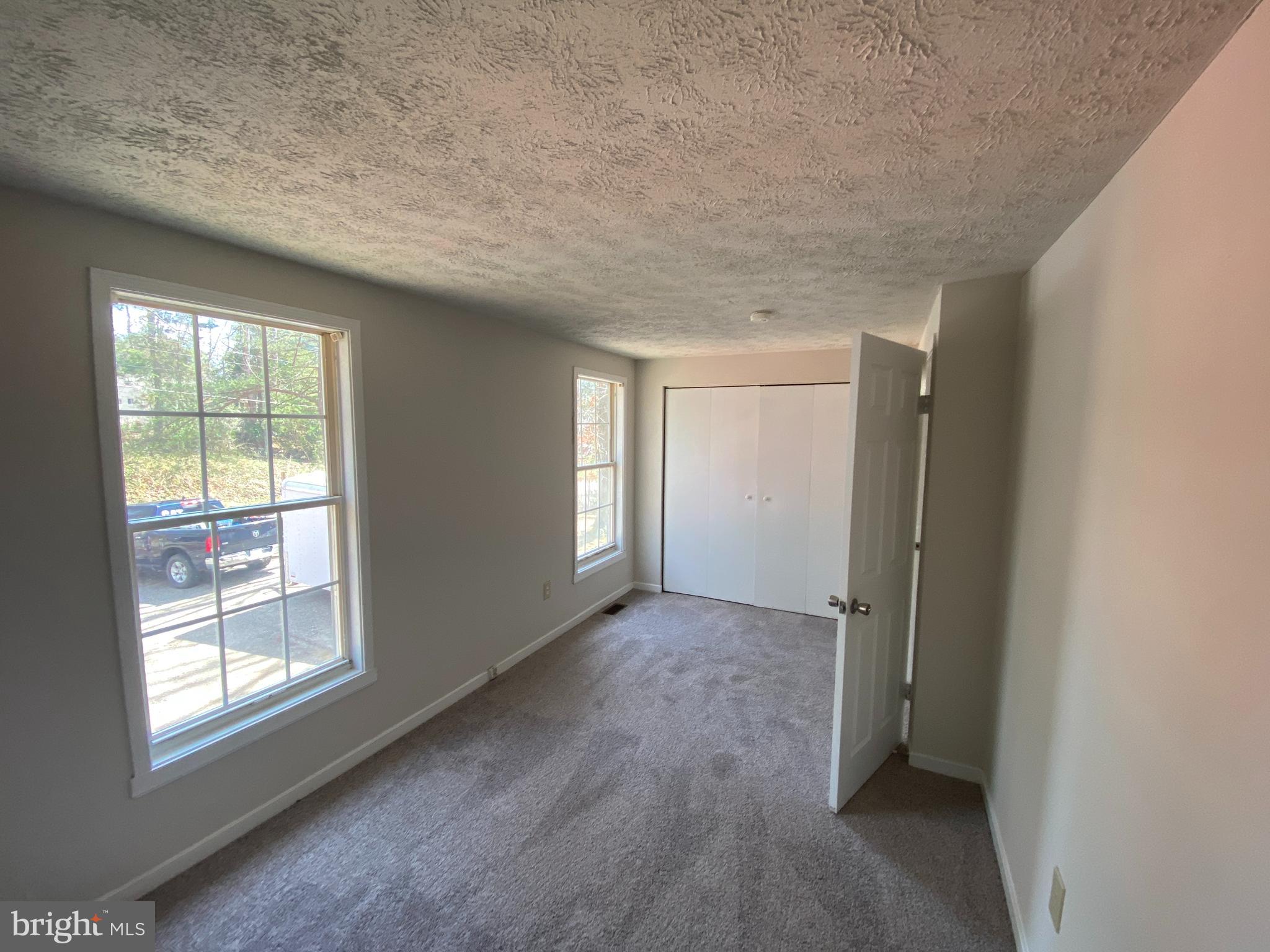 LAKE CAROLINE - Residential Lease