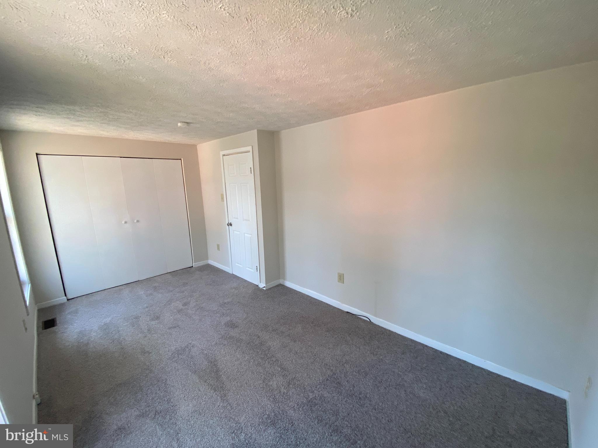 LAKE CAROLINE - Residential Lease