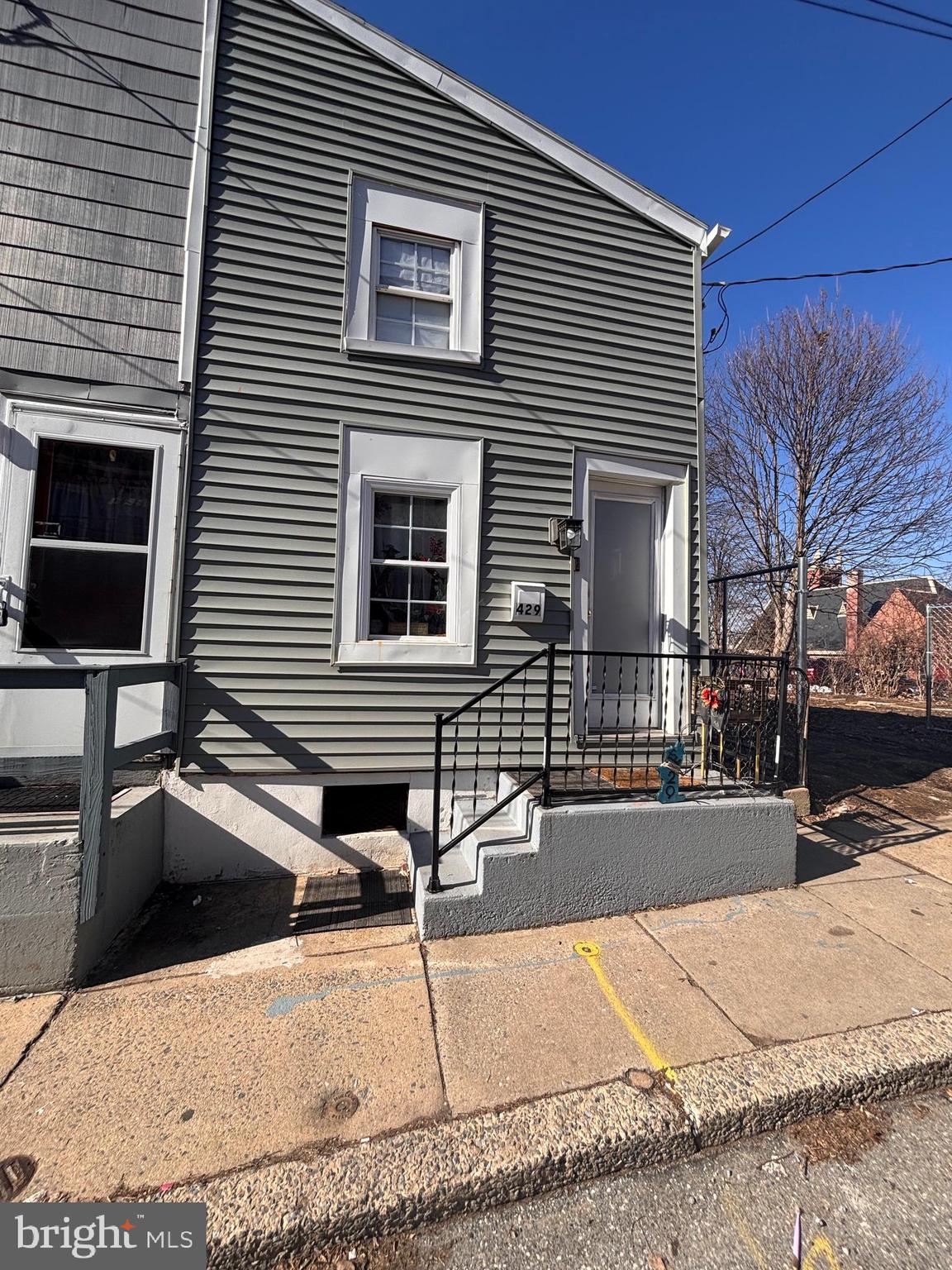 429 LAFAYETTE STREET