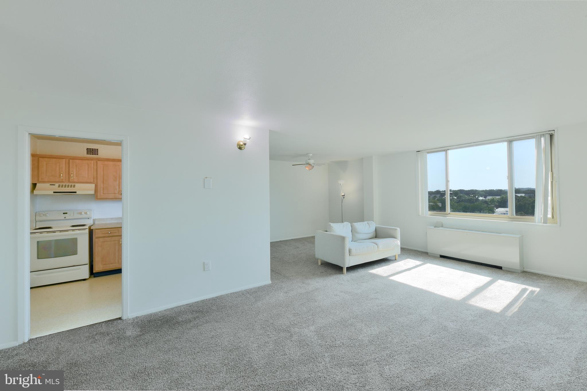 1 E UNIVERSITY PARKWAY 908
