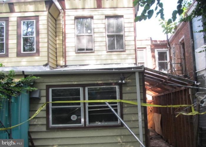 2064 E ALLEGHENY AVENUE