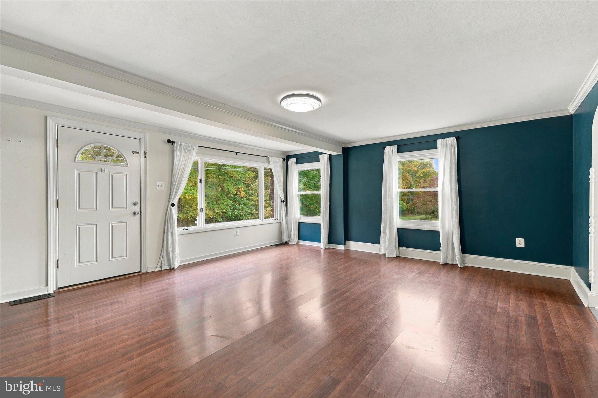 1021 COLLEGEVILLE ROAD