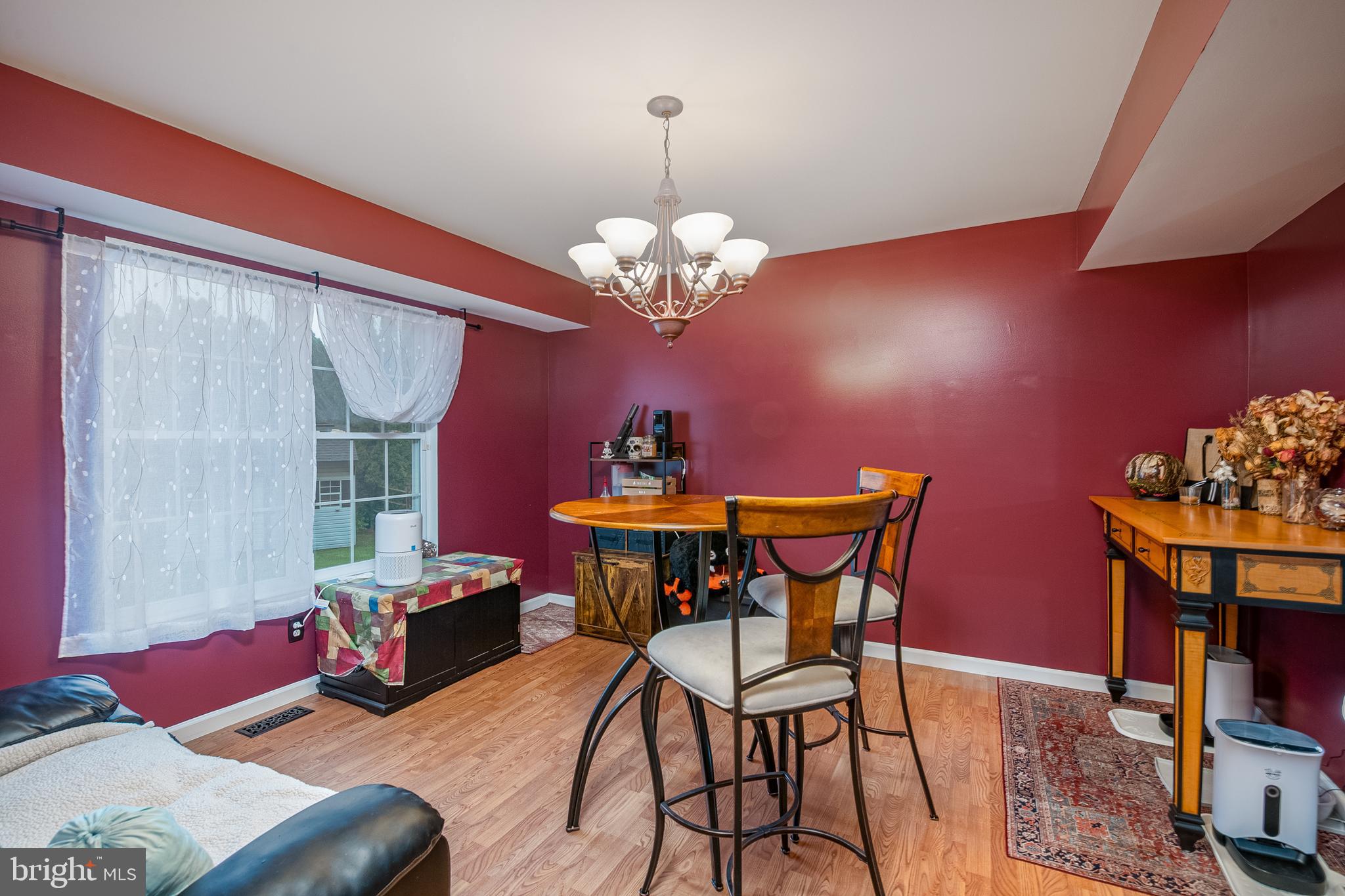 OAK VIEW ESTATES - Residential