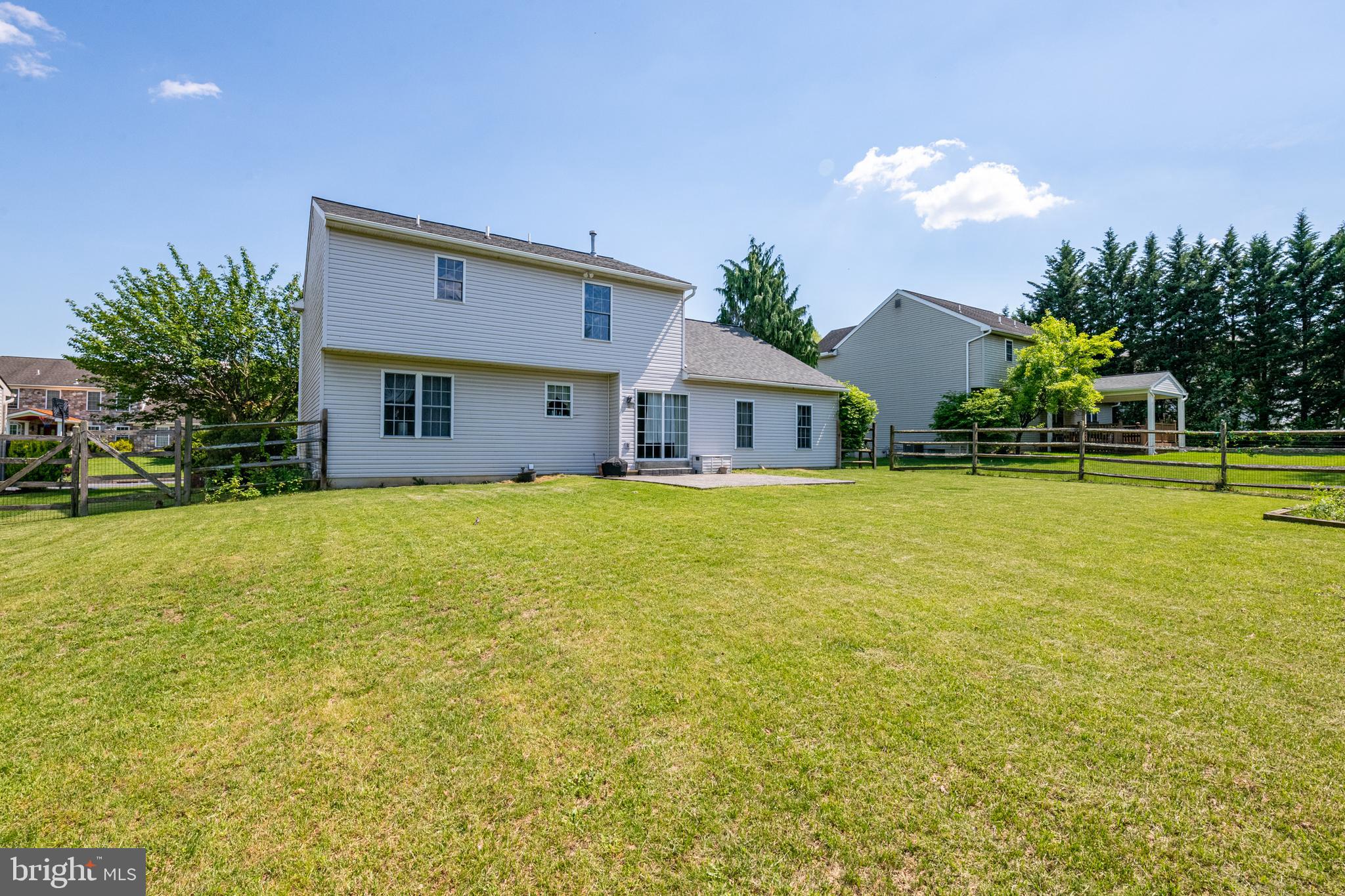 OAK VIEW ESTATES - Residential