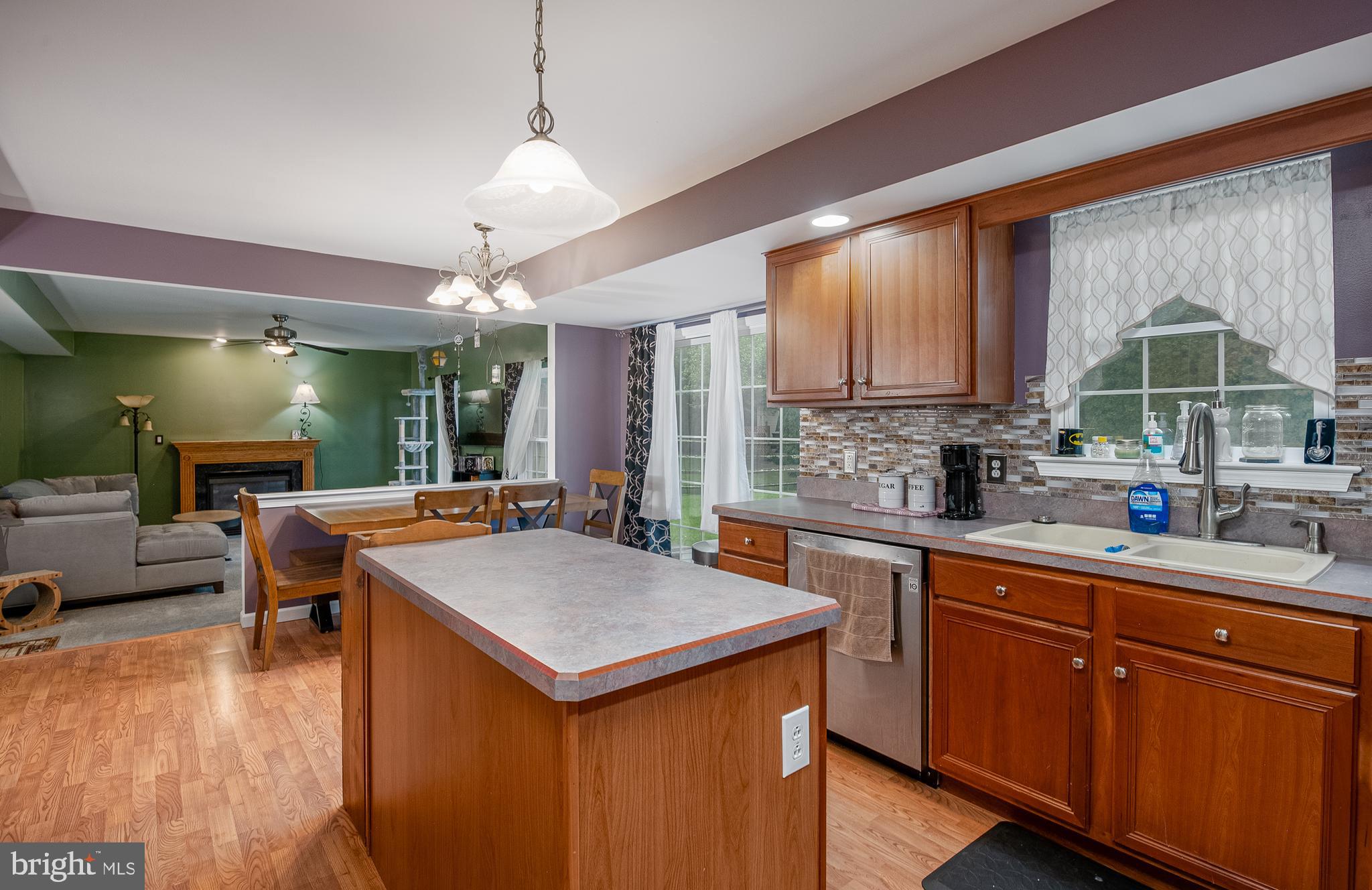 OAK VIEW ESTATES - Residential