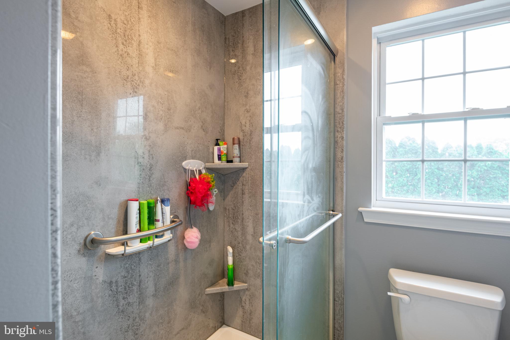 OAK VIEW ESTATES - Residential