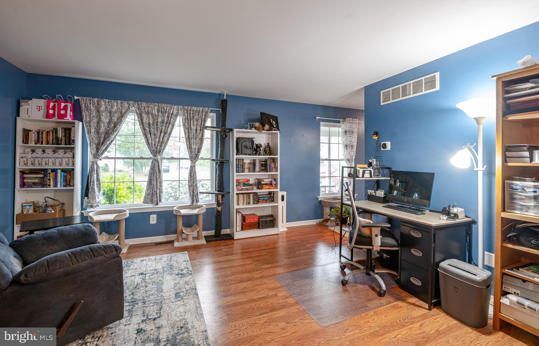 OAK VIEW ESTATES - Residential