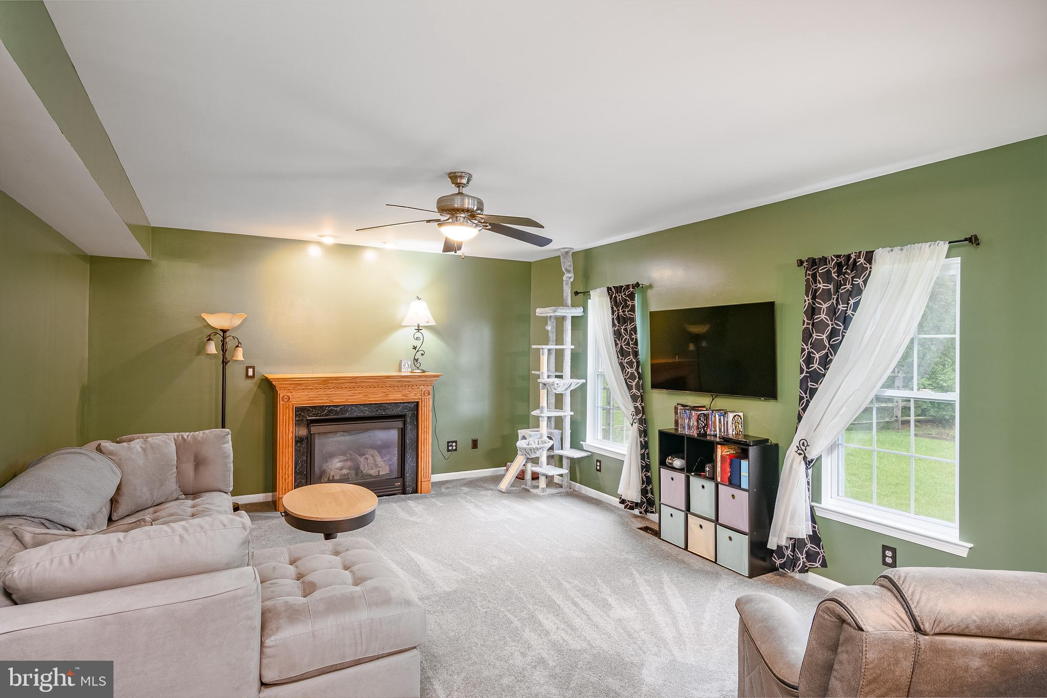 OAK VIEW ESTATES - Residential