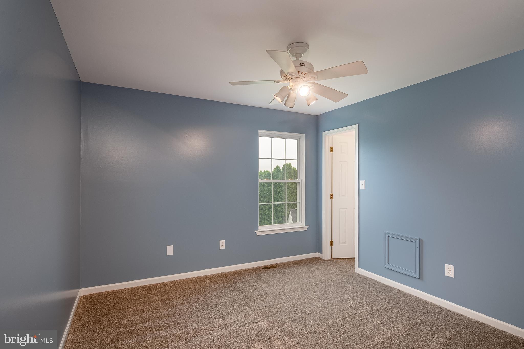 OAK VIEW ESTATES - Residential