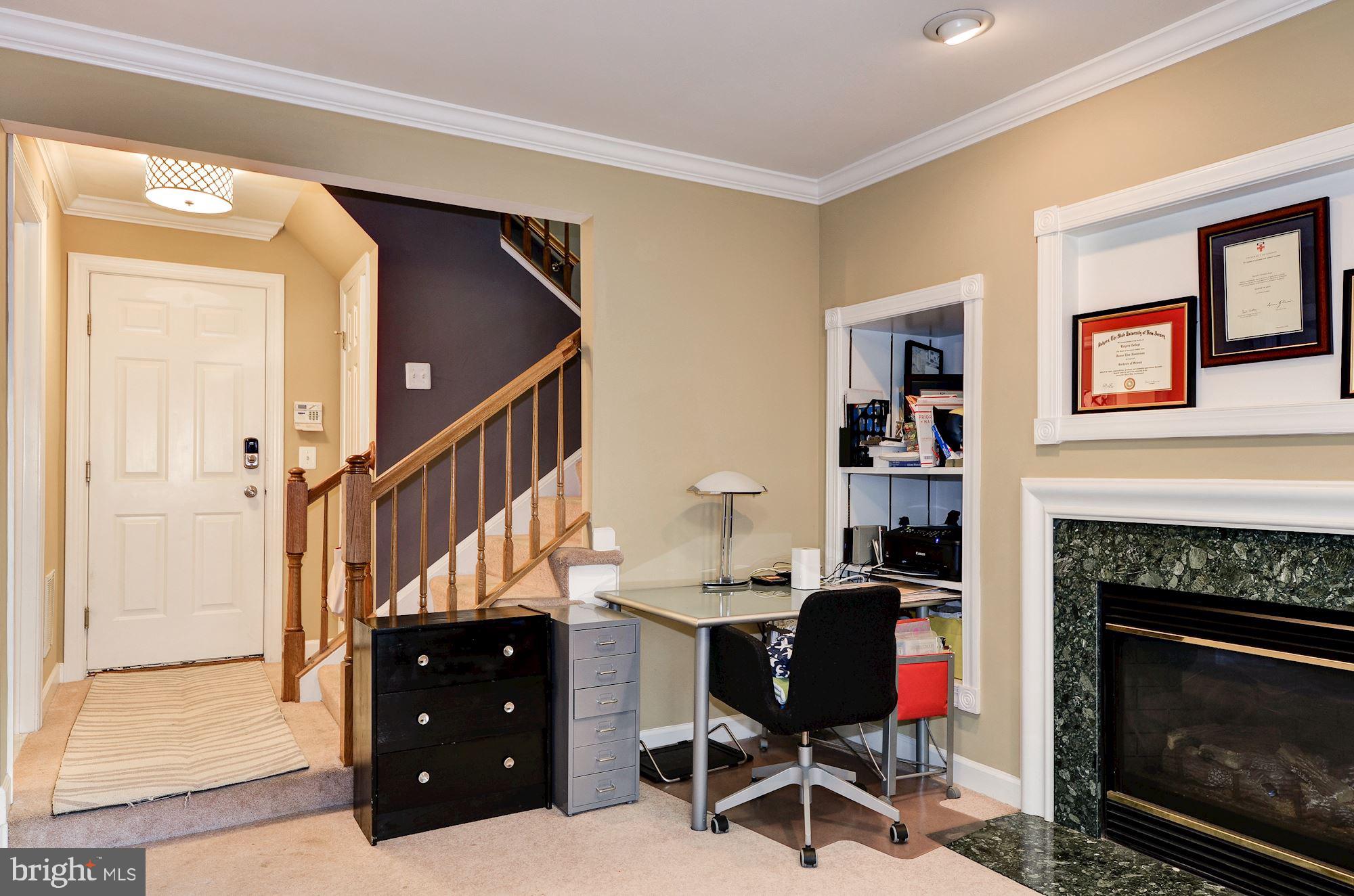 CAMERON STATION - Residential Lease