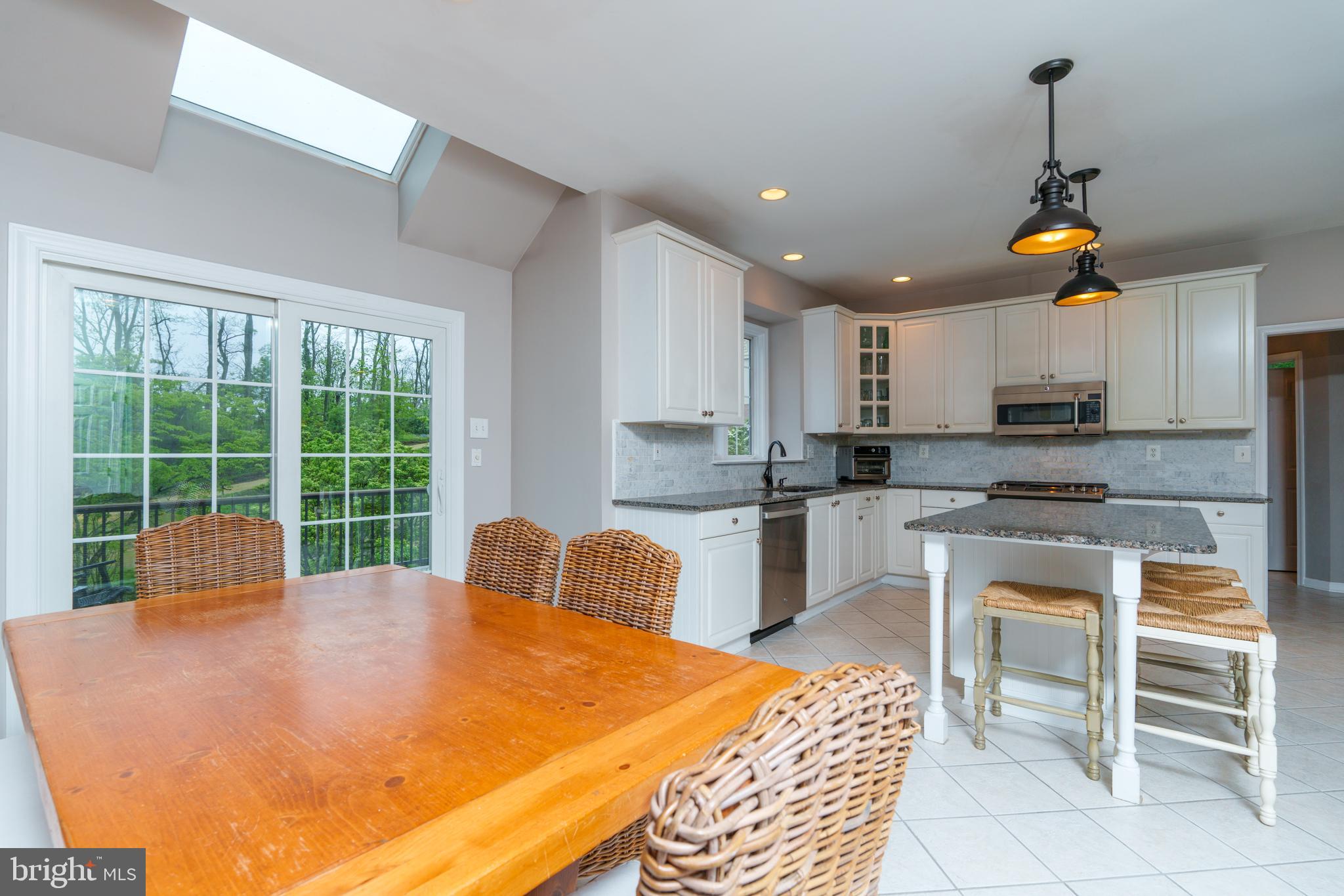 CROSSPOINTE - Residential